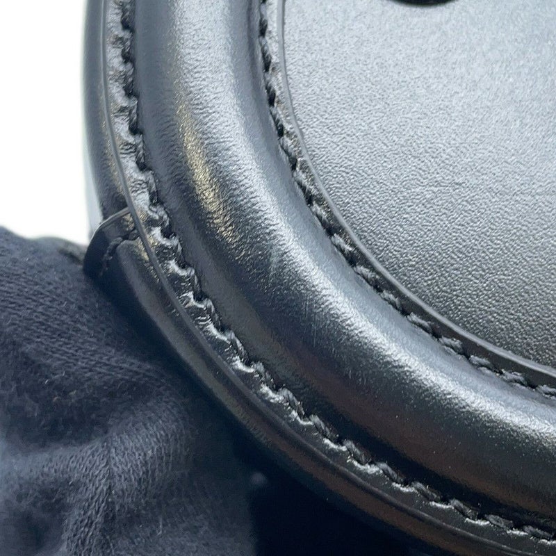 セリーヌ ショルダーバッグ オーバルパース キュイルトリオンフ 10I703DPQ CELINE バッグ 黒