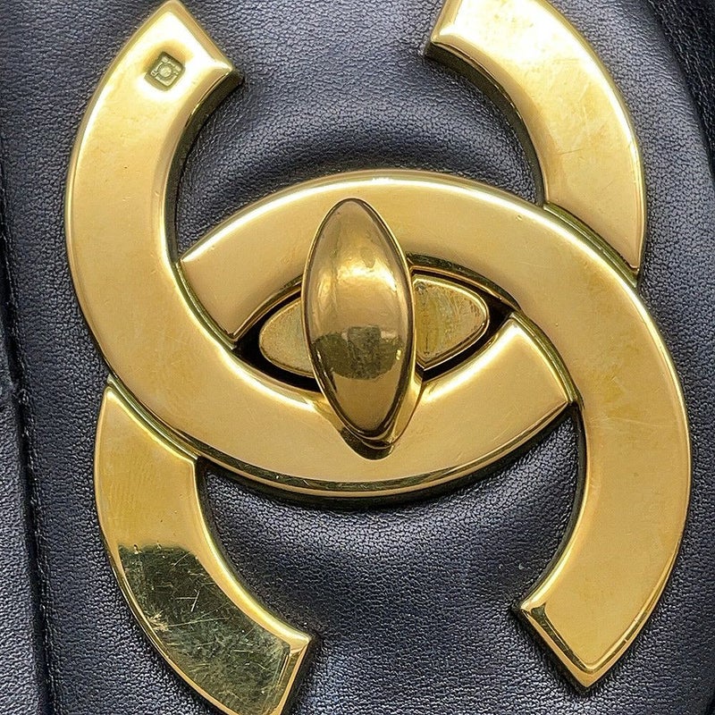 シャネル チェーンショルダーバッグ デカマトラッセ34 ココマーク ラムスキン A01094 CHANEL 黒