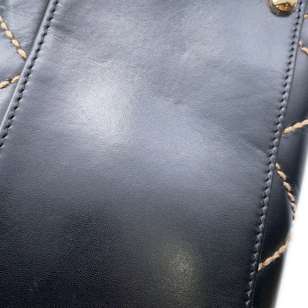 シャネル ハンドバッグ ワイルドステッチ ラムスキン A20665 CHANEL バッグ 黒