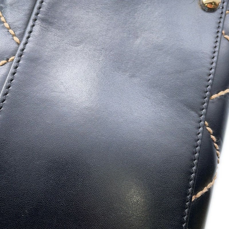 シャネル ハンドバッグ ワイルドステッチ ラムスキン A20665 CHANEL バッグ 黒