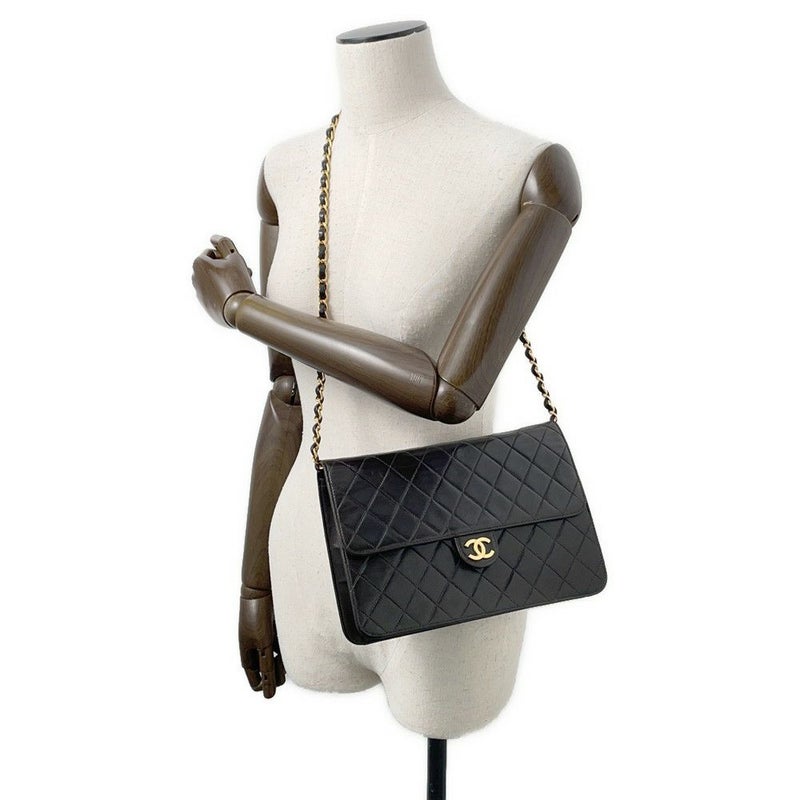 シャネル チェーンショルダーバッグ マトラッセ ココマーク プッシュロック ラムスキン CHANEL 黒