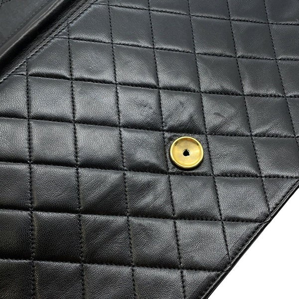 シャネル チェーンショルダーバッグ マトラッセ ココマーク プッシュロック ラムスキン CHANEL 黒