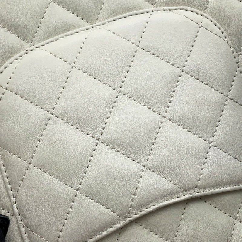 シャネル ショルダーバッグ カンボンライン ミディアム ココマーク A25178 CHANEL バッグ 白 黒