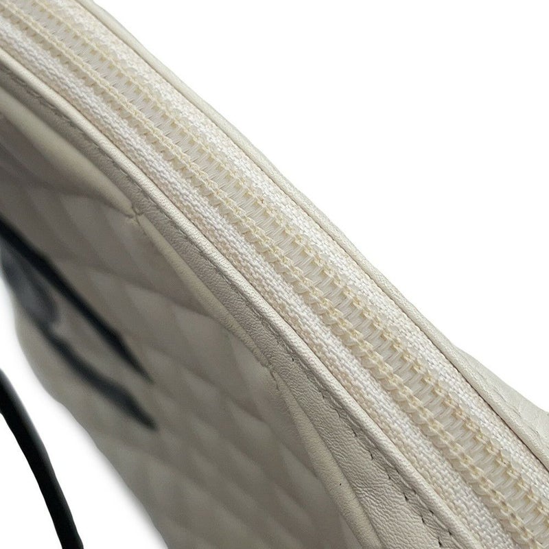 シャネル ショルダーバッグ カンボンライン ミディアム ココマーク A25178 CHANEL バッグ 白 黒