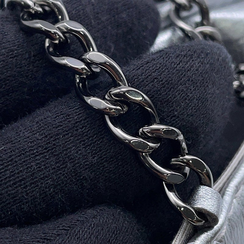シャネル チェーンショルダーバッグ ガブリエル ドゥ レザー A98787 CHANEL バッグ