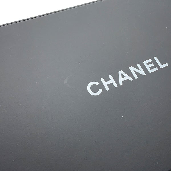 シャネル チェーンショルダーバッグ マトラッセ25 ココマーク キャビアスキン ダブルチェーン A01112 CHANEL 白
