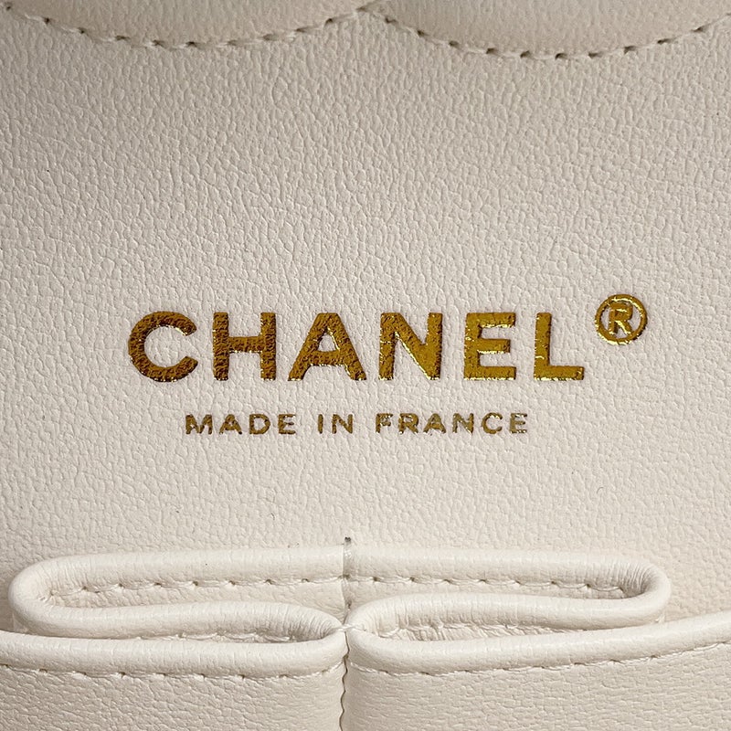 シャネル チェーンショルダーバッグ マトラッセ25 ココマーク キャビアスキン ダブルチェーン A01112 CHANEL 白
