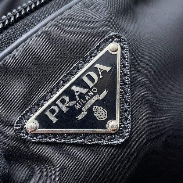 プラダ トートバッグ ナイロン 三角ロゴ レザー PRADA ショルダーバッグ 黒