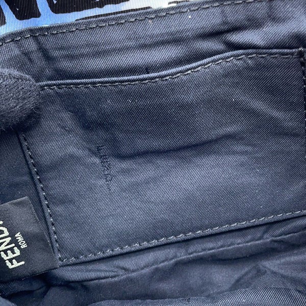 フェンディ ショルダーバッグ ジョシュアヴィーダス コラボ ズッカ ミニ バゲット ナイロン 
8BR784 FENDI ボディバッグ 黒