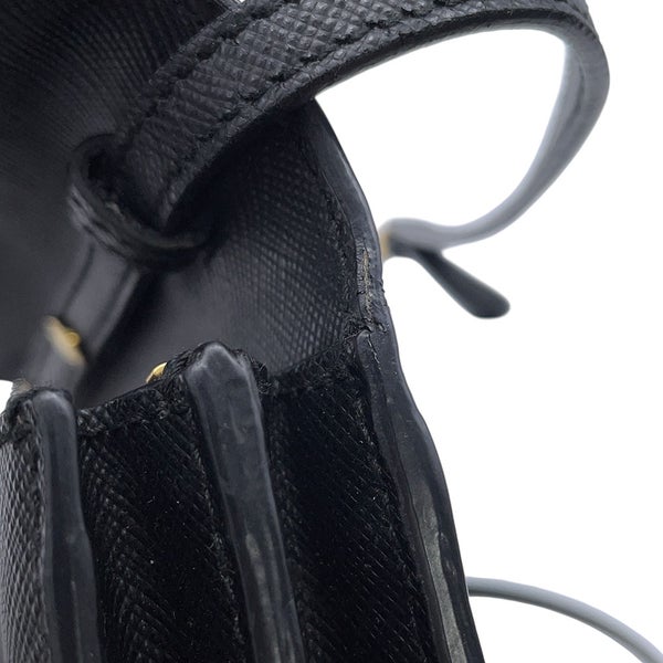 プラダ ショルダーウォレット サフィアーノレザー ロゴ 1M1361 PRADA 財布 黒