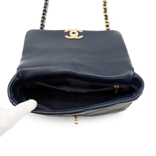 シャネル チェーンショルダーバッグ CHANEL19 マトラッセ ココマーク ラムスキン AS1160 CHANEL 2way