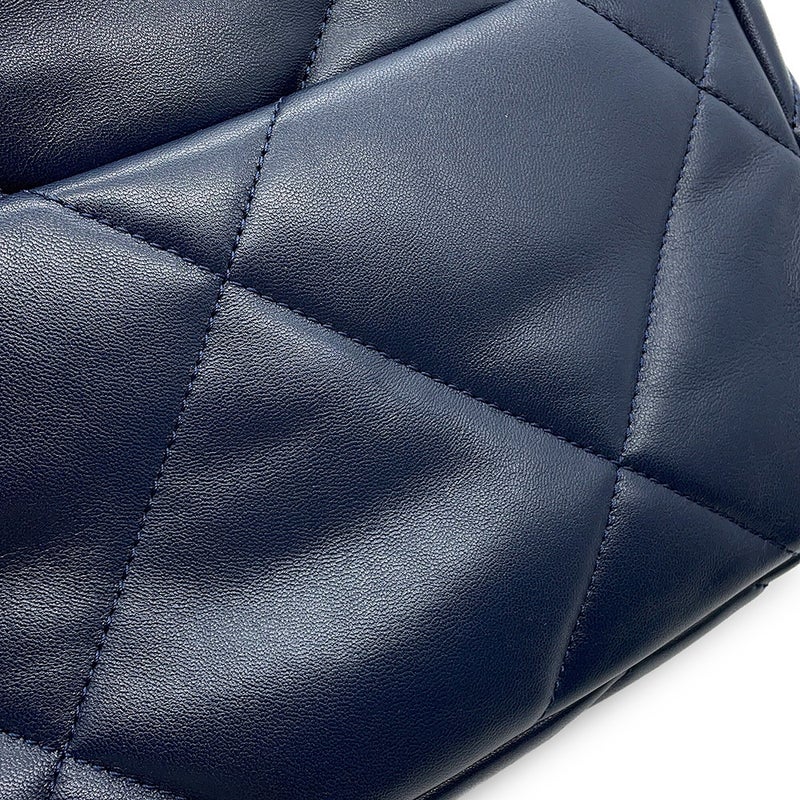 シャネル チェーンショルダーバッグ CHANEL19 マトラッセ ココマーク ラムスキン AS1160 CHANEL 2way