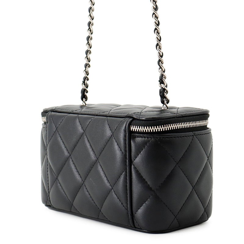 シャネル チェーンショルダーバッグ マトラッセ ココグラデーション バニティ ラムスキン AP3697 CHANEL キルティング 黒