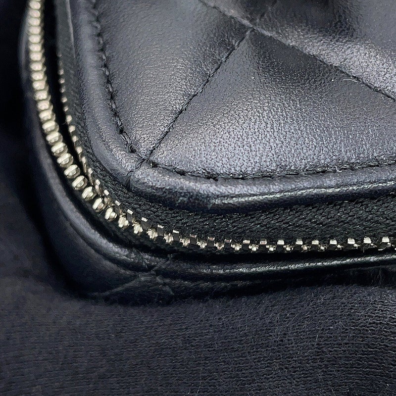 シャネル チェーンショルダーバッグ マトラッセ ココグラデーション バニティ ラムスキン AP3697 CHANEL キルティング 黒
