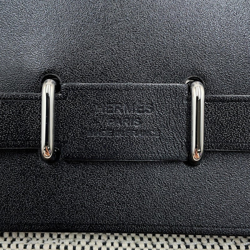エルメス ショルダーバッグ エールバッグジップ ミニ エクリュ/ブラック/シルバー金具 トワルアッシュ/ヴァッシュハンター G刻印 黒