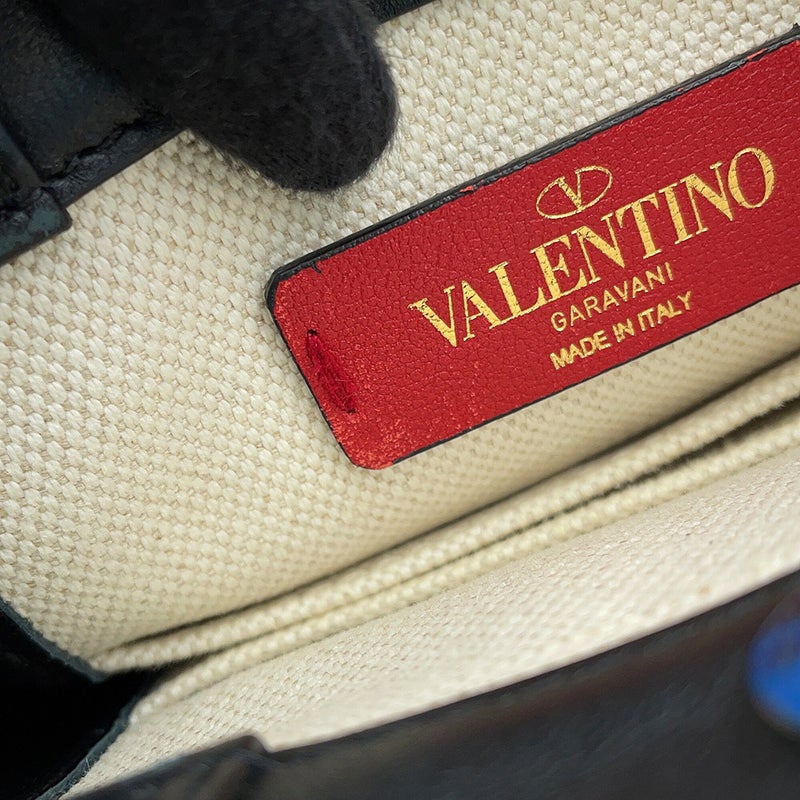 ヴァレンティノ・ガラヴァーニ ハンドバッグ VLTNロゴ ロックスタッズ キャンバス/レザー VALENTINO 黒