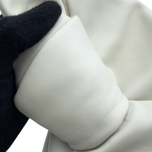 ボッテガヴェネタ ハンドバッグ BVツイスト レザー BOTTEGA VENETA 白