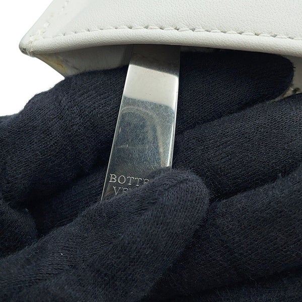 ボッテガヴェネタ ハンドバッグ BVツイスト レザー BOTTEGA VENETA 白