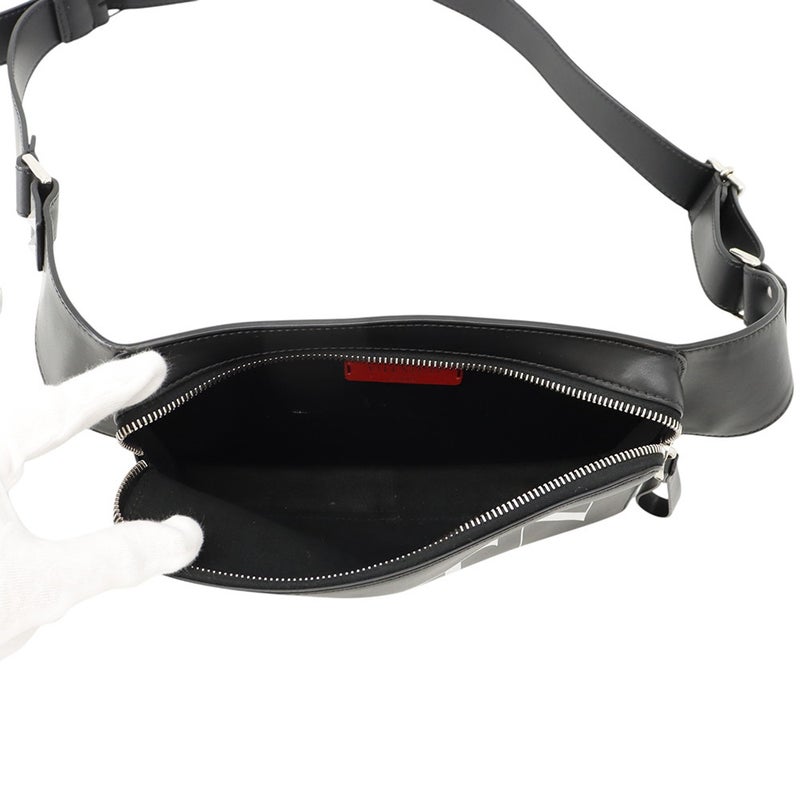 ヴァレンティノ・ガラヴァーニ ボディバッグ VLTNロゴ レザー VY2B0A10WJW VALENTINO ベルトバッグ 黒 白