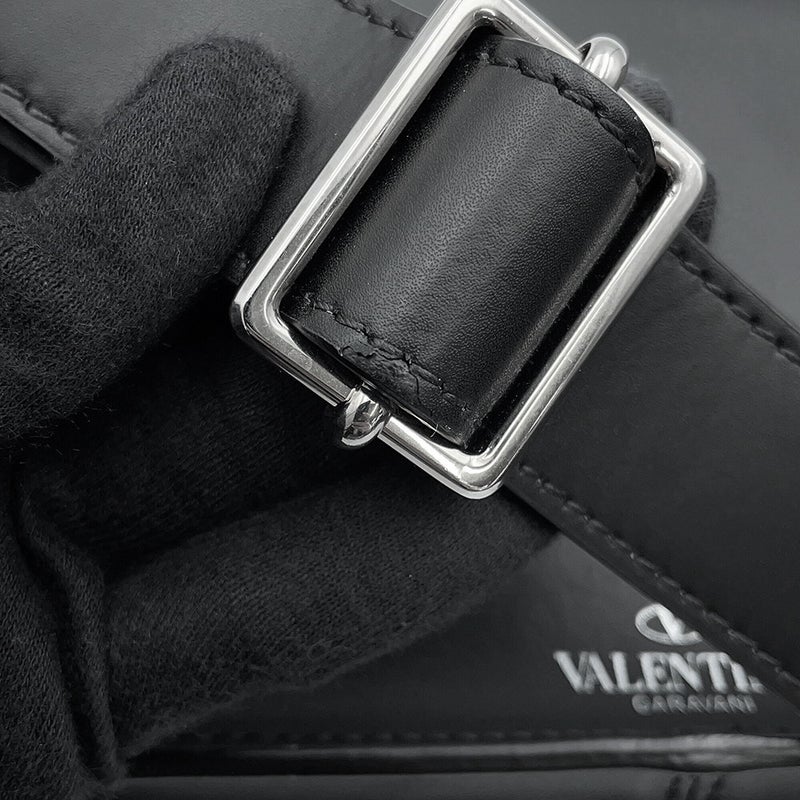 ヴァレンティノ・ガラヴァーニ ボディバッグ VLTNロゴ レザー VY2B0A10WJW VALENTINO ベルトバッグ 黒 白