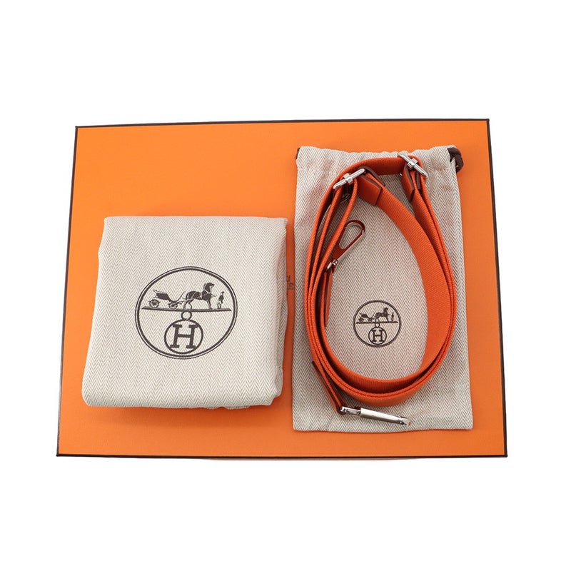 エルメス ショルダーバッグ エブリン3 23 タンジェリン/シルバー金具 トリヨンクレマンス G刻印 HERMES Evelyne