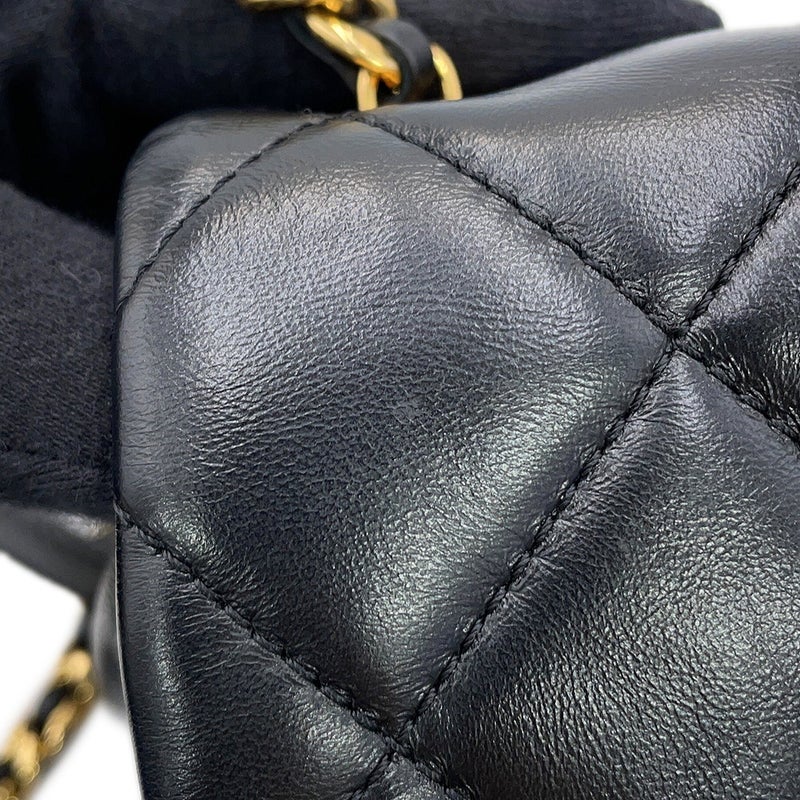 シャネル チェーンショルダーバッグ マトラッセ ココマーク スモールフラップバッグ ラムスキン AS2473 CHANEL 黒