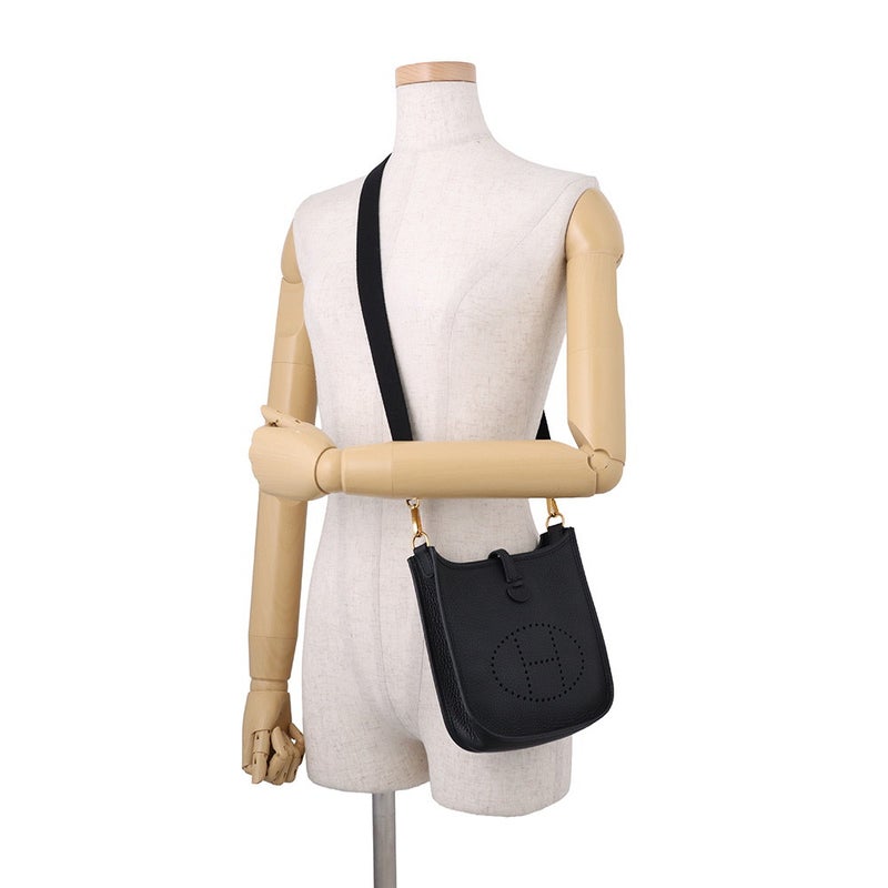 エルメス ショルダーバッグ エブリンTPM 85cm アマゾン ブラック/ゴールド金具 トリヨンレクマンス W刻印 HERMES Evelyne