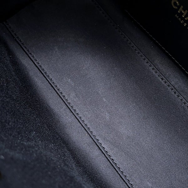 シャネル チェーンショルダーバッグ CHANEL25 ミニ ココマーク ワンショルダー AS5631 CHANEL 黒