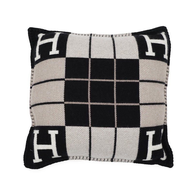エルメス クッション アヴァロンIII PM ウール カシミヤ HERMES インテリア 黒