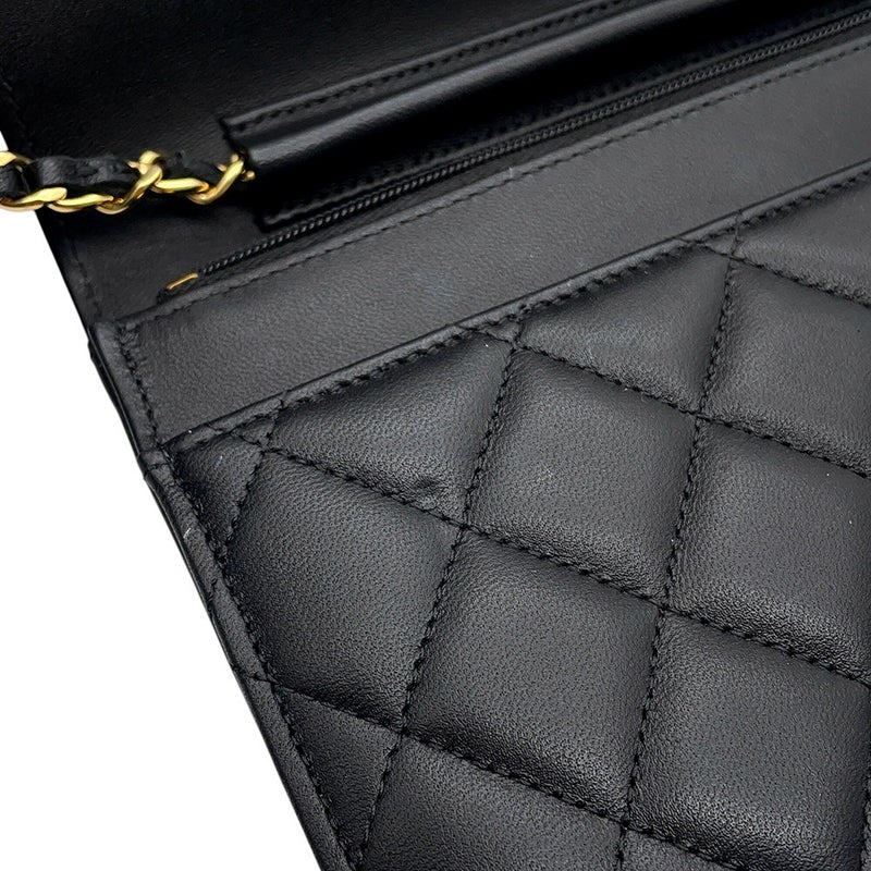 シャネル チェーンウォレット クラシック マトラッセ ココマーク ラムスキン AP0250 CHANEL 財布 ブラック 黒