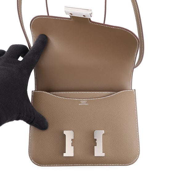 エルメス ショルダーバッグ ミニ コンスタンス3 エトゥープ/シルバー金具 エプソン G刻印 HERMES Constance