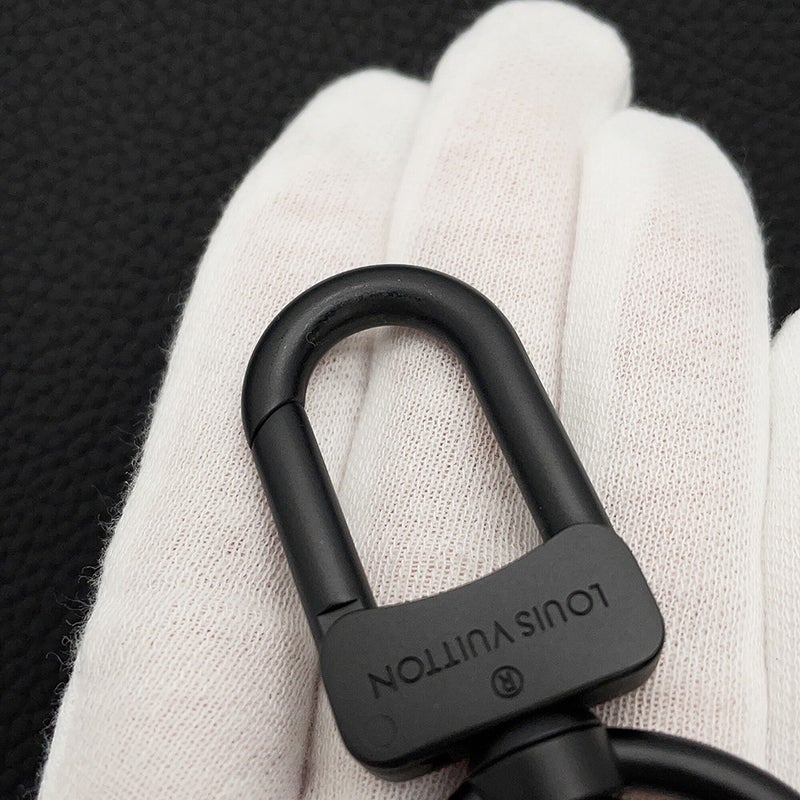 ルイヴィトン ショルダーバッグ グレインレザー テイクオフ・メッセンジャー M57080 LOUIS VUITTON ヴィトン 黒 ブラック