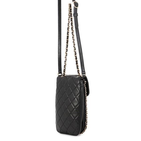 シャネル チェーンフォンケース マトラッセ ココマーク ラムスキン CHANEL バッグ 黒
