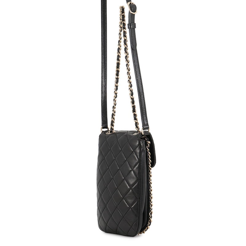 シャネル チェーンフォンケース マトラッセ ココマーク ラムスキン CHANEL バッグ 黒
