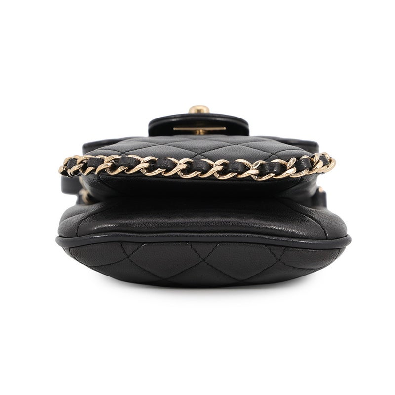 シャネル チェーンフォンケース マトラッセ ココマーク ラムスキン CHANEL バッグ 黒