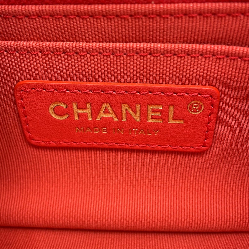 シャネル チェーンショルダーバッグ ココマーク ミニマトラッセ ラムスキン AS2380 CHANEL
