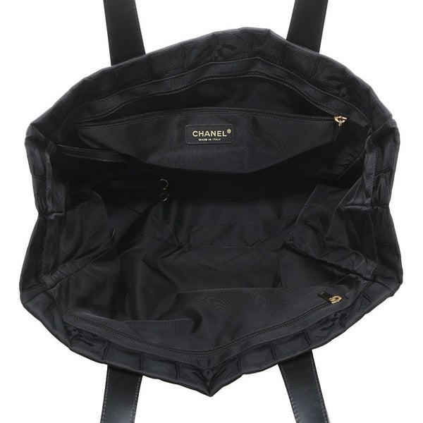 シャネル トートバッグ ニュートラベルライン トートMM ナイロン  A15991 CHANEL バッグ 黒