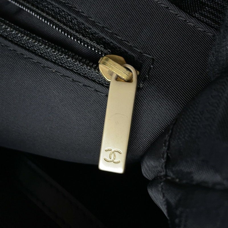 シャネル トートバッグ ニュートラベルライン トートMM ナイロン  A15991 CHANEL バッグ 黒