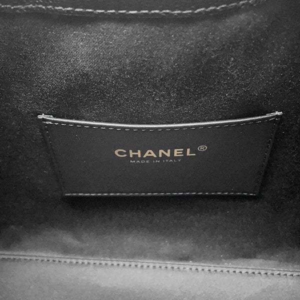 シャネル チェーンショルダーバッグ ココマーク CHANEL 25 スモール キャビアスキン AS5293 CHANEL 黒