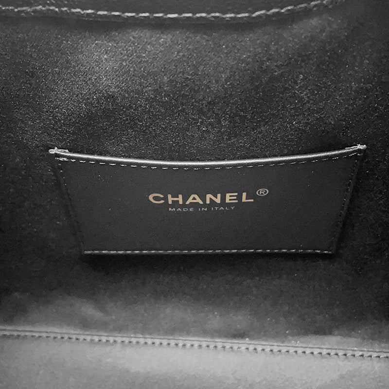 シャネル チェーンショルダーバッグ ココマーク CHANEL 25 スモール キャビアスキン AS5293 CHANEL 黒