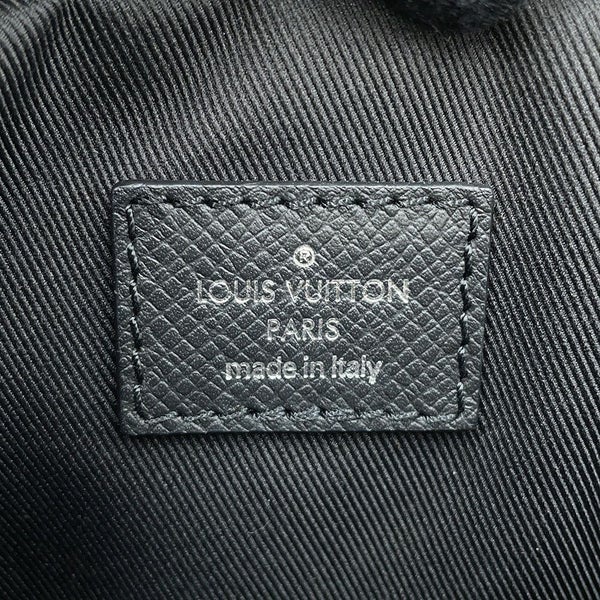 ルイヴィトン ボディバッグ タイガ バムバッグ・アウトドア M33438 LOUIS VUITTON ブラック 黒