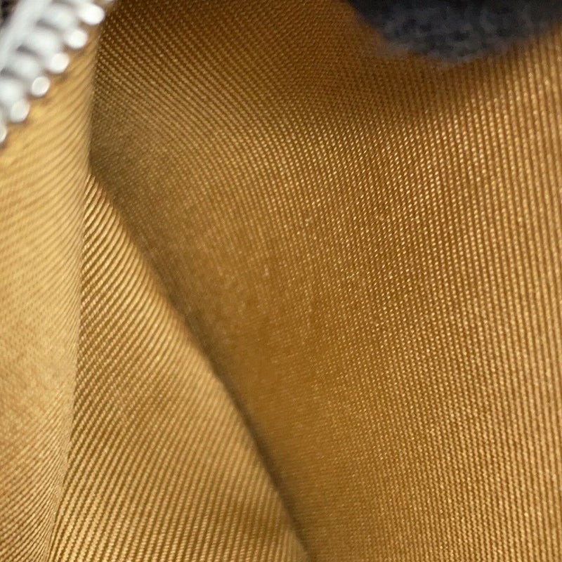 エルメス コインケース アザップコンパクト シルクイン クレ/シルバー金具 エプソン B刻印 HERMES