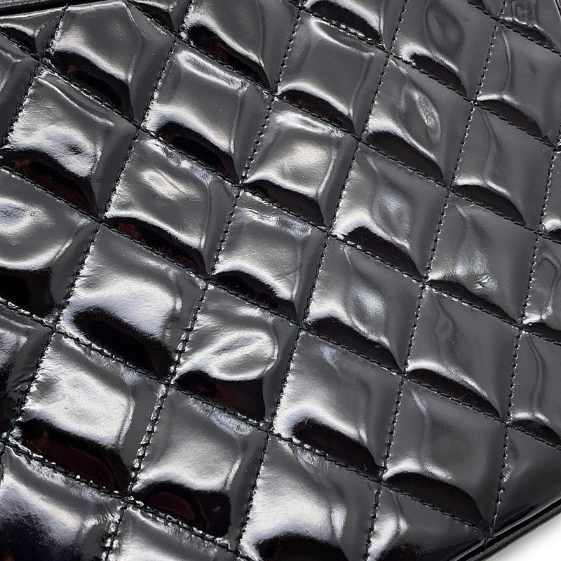 シャネル チェーンショルダーバッグ マトラッセ ココマーク パテント CHANEL 黒