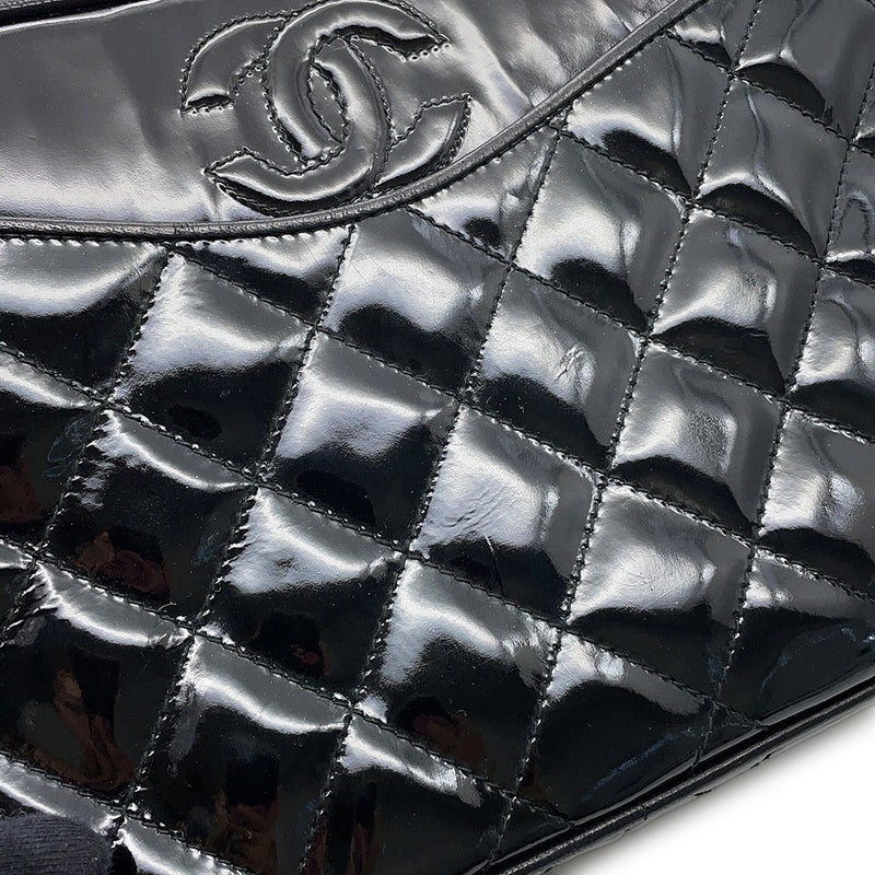 シャネル チェーンショルダーバッグ マトラッセ ココマーク パテント CHANEL 黒