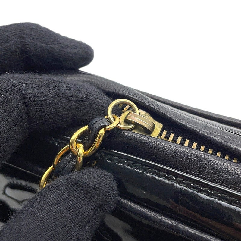 シャネル チェーンショルダーバッグ マトラッセ ココマーク パテント CHANEL 黒