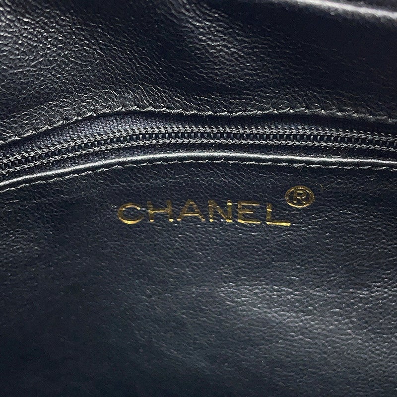 シャネル チェーンショルダーバッグ マトラッセ ココマーク パテント CHANEL 黒