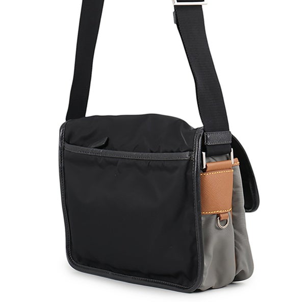 プラダ ショルダーバッグ サフィアーノレザー ナイロン 2VD769 PRADA 黒