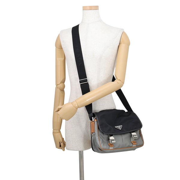プラダ ショルダーバッグ サフィアーノレザー ナイロン 2VD769 PRADA 黒