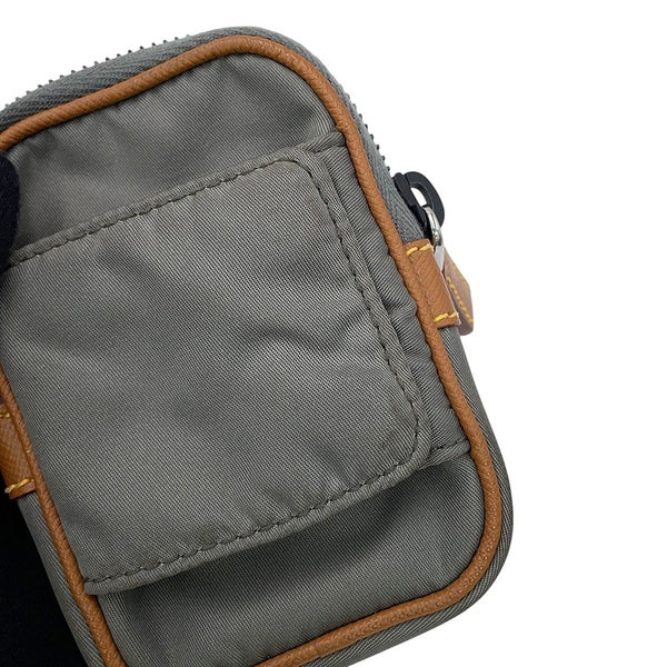 プラダ ショルダーバッグ サフィアーノレザー ナイロン 2VD769 PRADA 黒