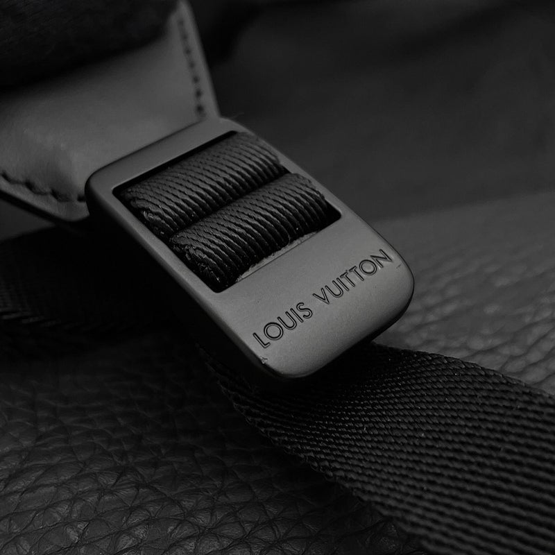 ルイヴィトン リュック モノグラム・トリヨン クリストファーPM M20899 LOUIS VUITTON バッグ バックパック ブラック 黒